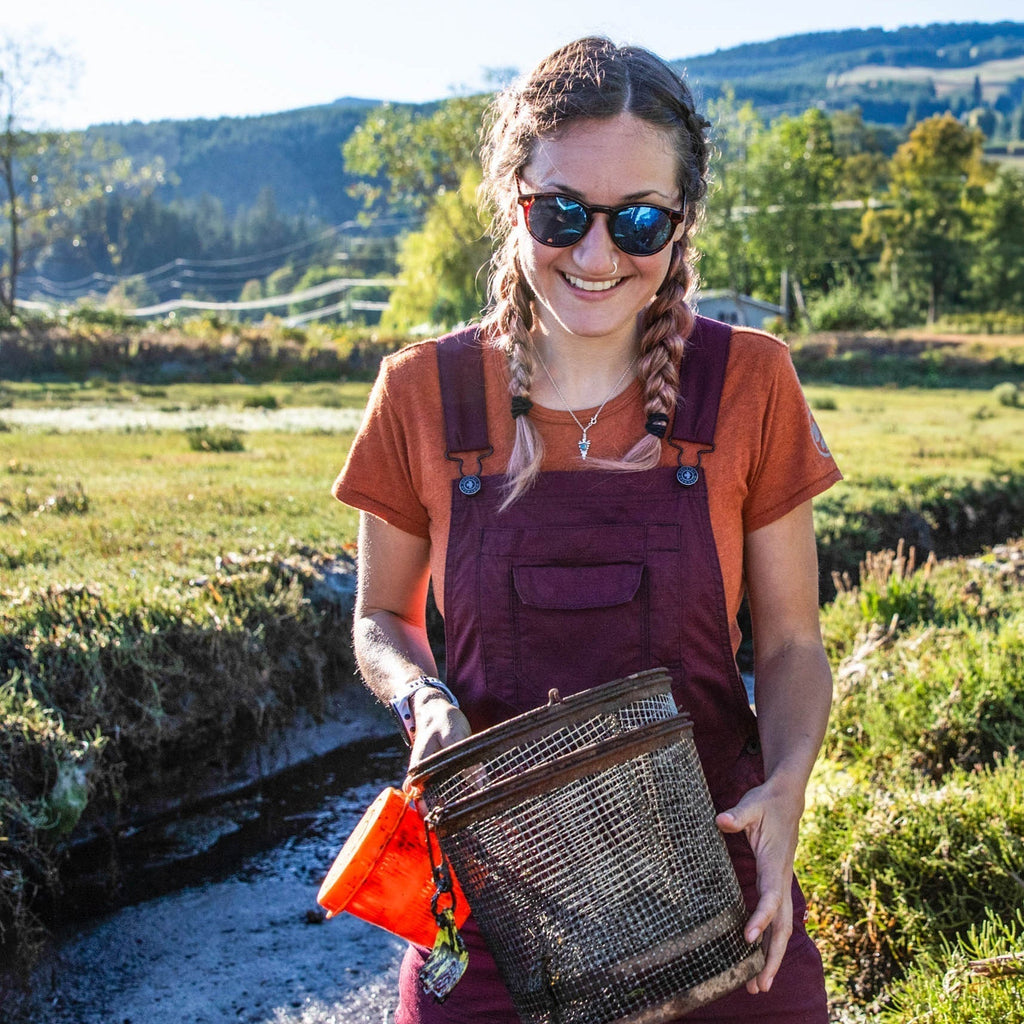 Lightweight Construction Work Pants for Women: Keep Cool and Protected All Day