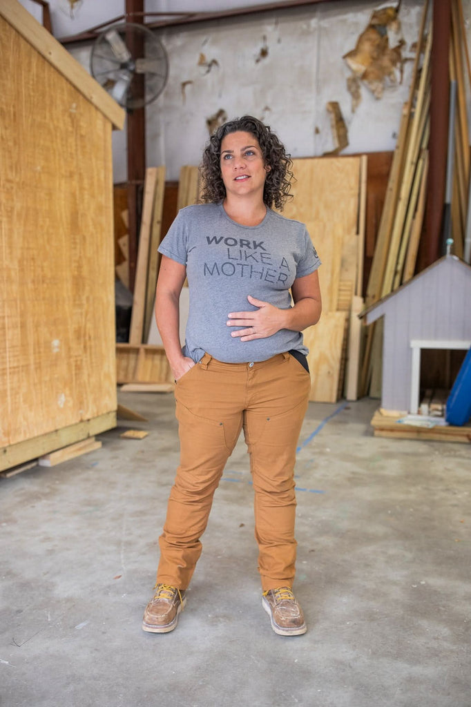 Tips for Staying Comfortable in Maternity Work Pants During Long Shifts